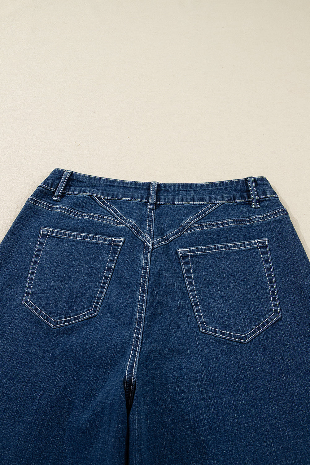 Loose Cuffed Jeans