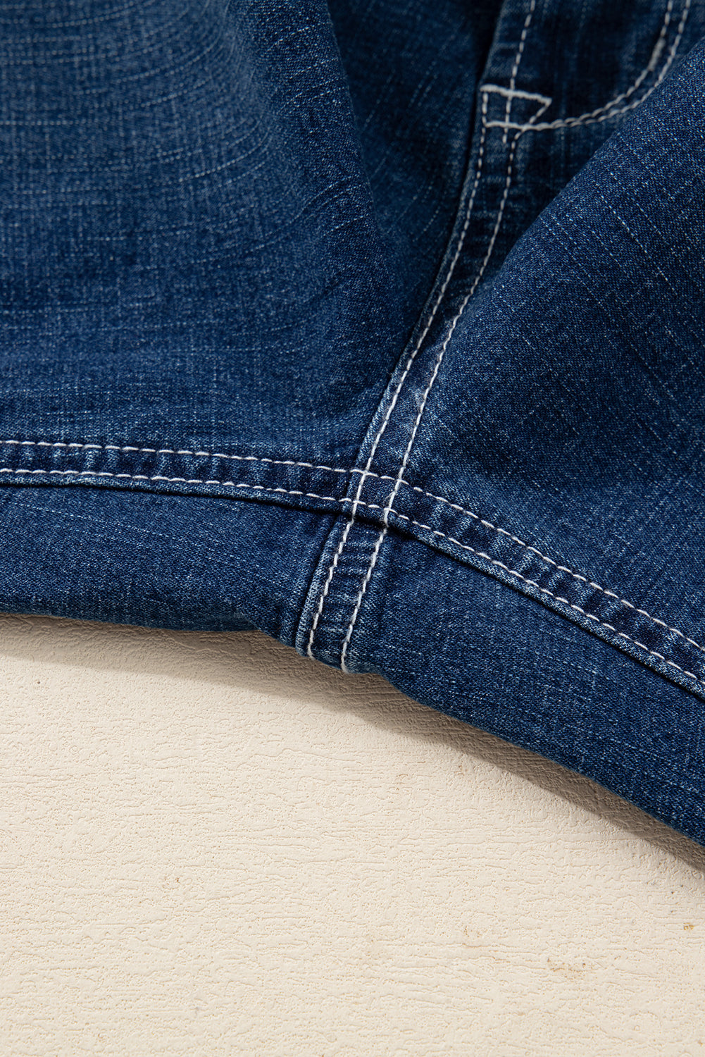 Loose Cuffed Jeans