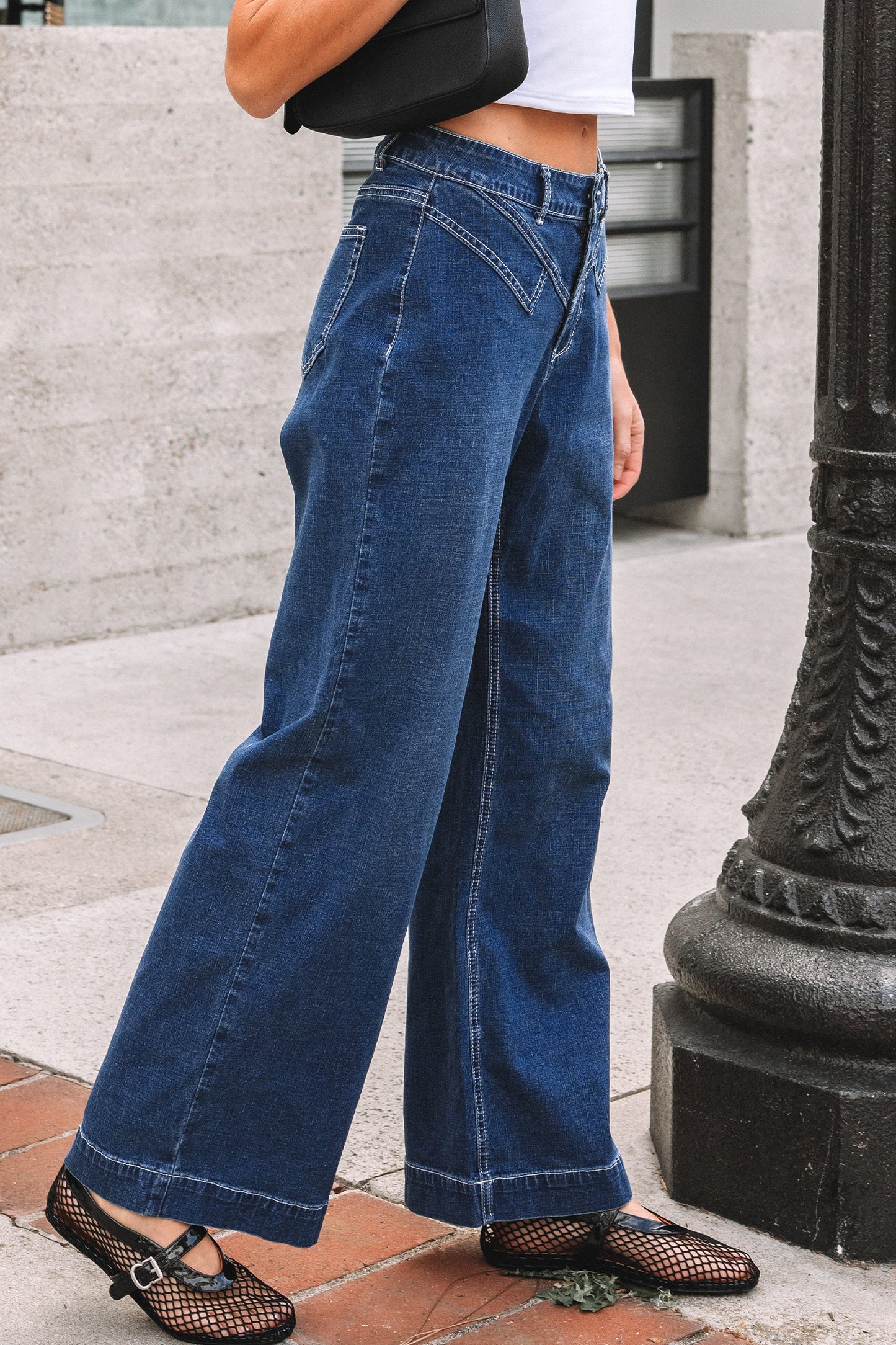 Loose Cuffed Jeans