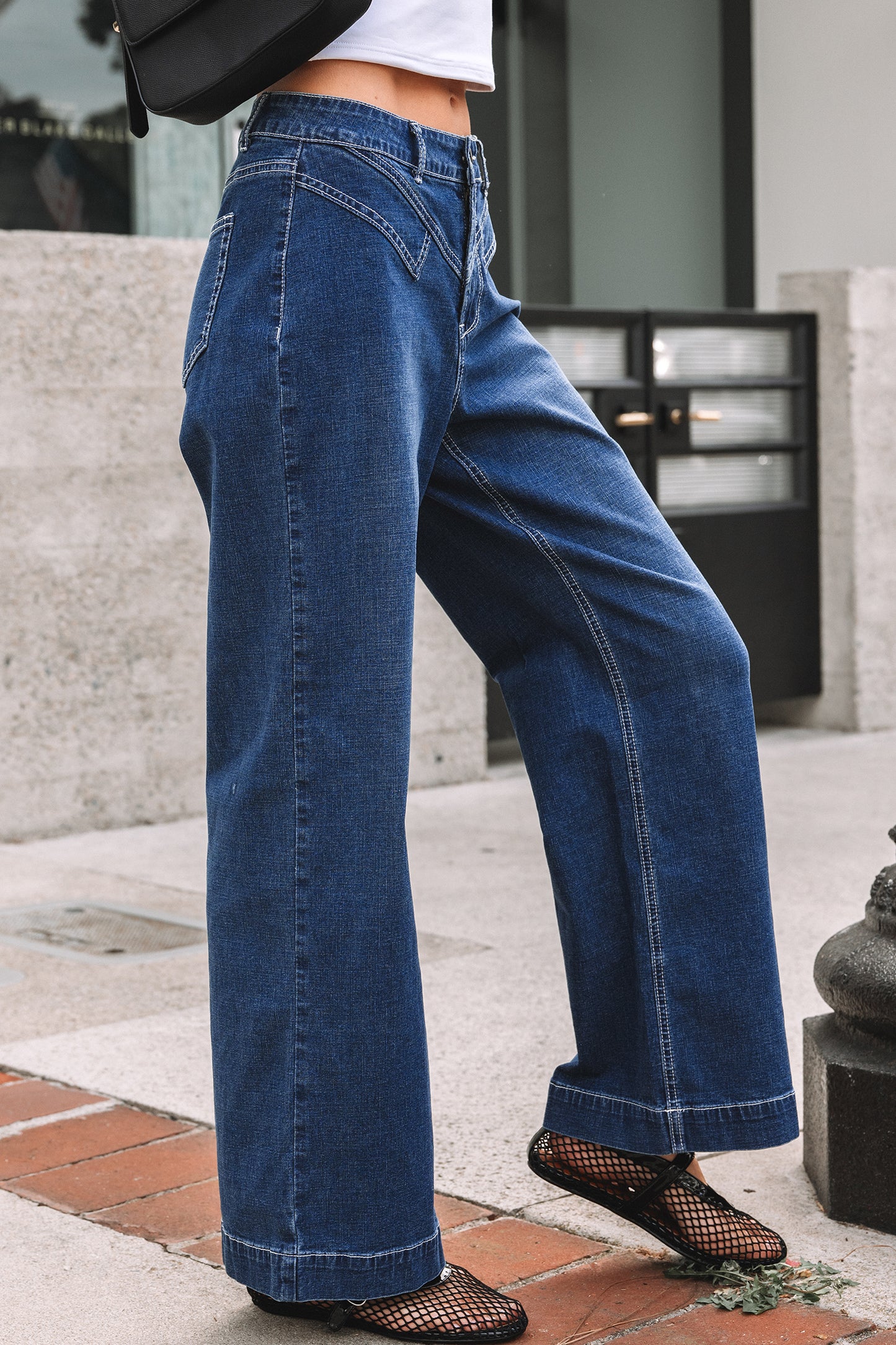 Loose Cuffed Jeans