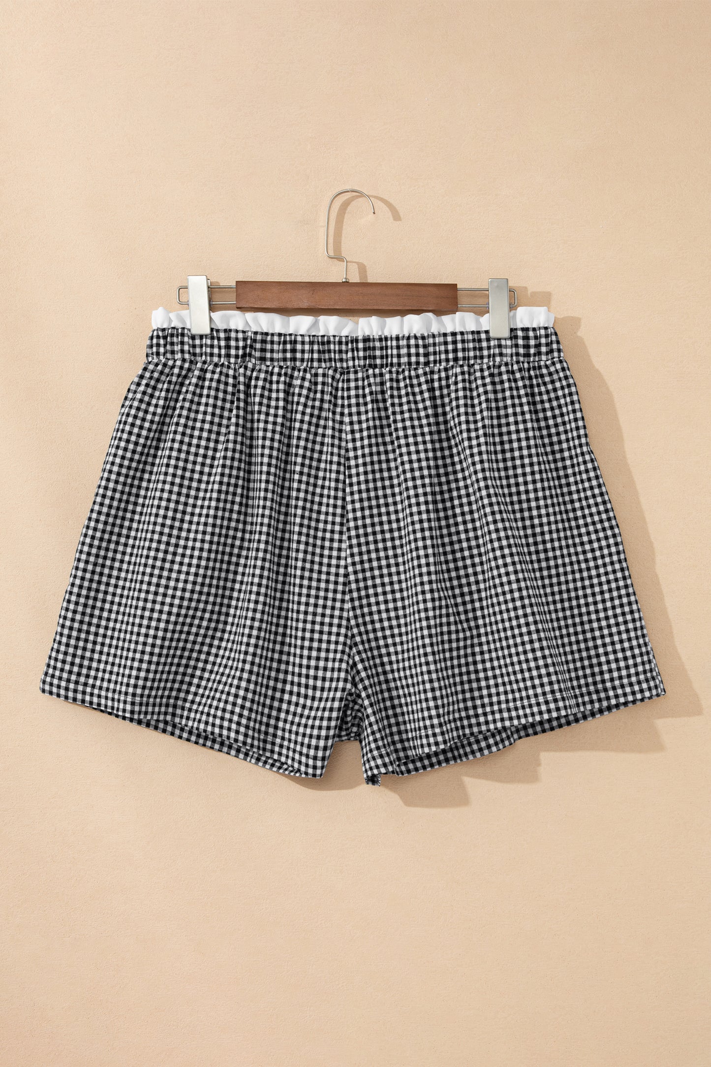 Black Contrast Trim Plaid Print Plus Size Shorts