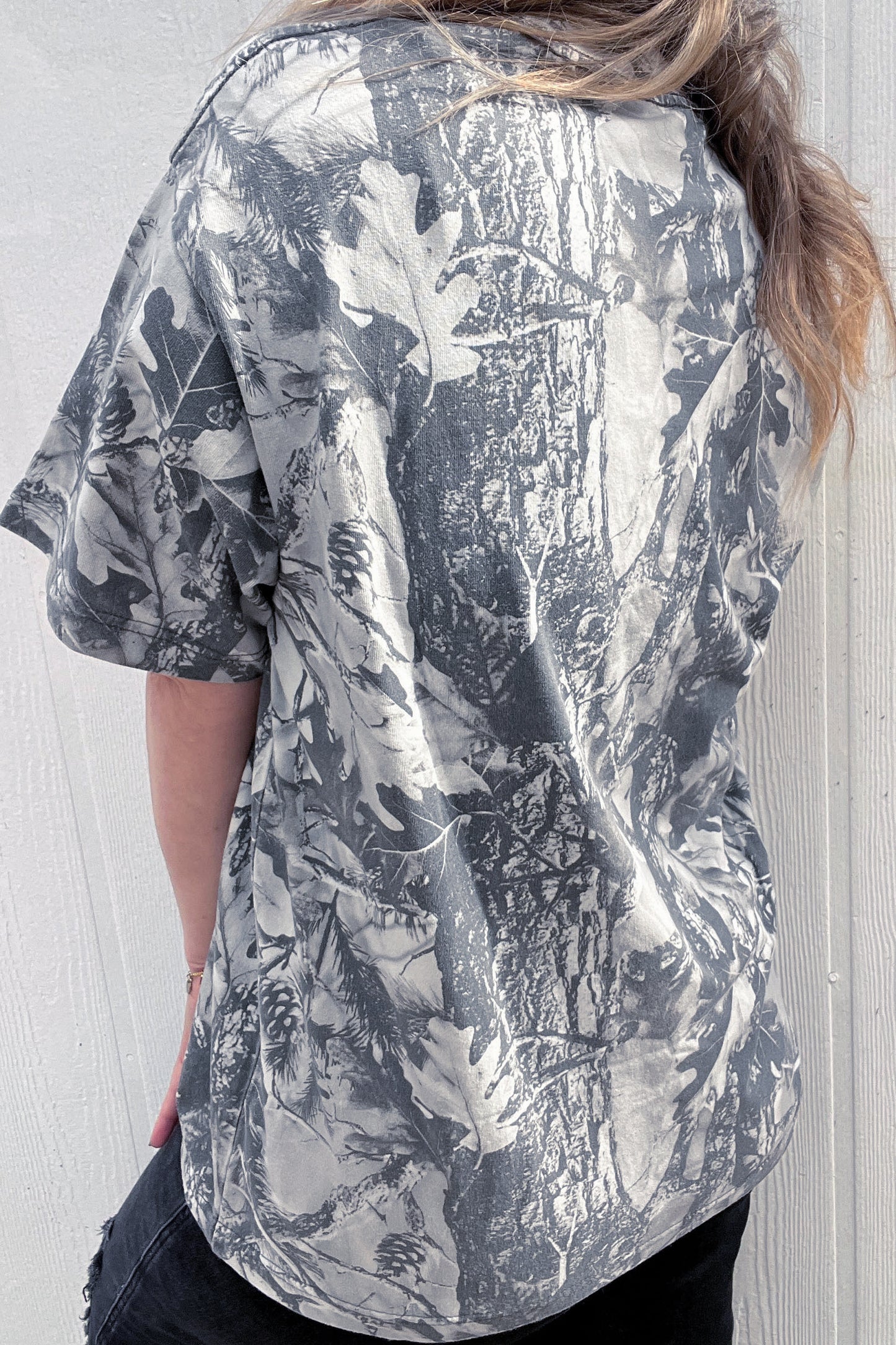 Gray Camouflage LOVE LIKE JESUS Plus Size Tee